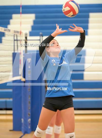 Thumbnail 3 in Katy Taylor vs Bellville (KISD/CFISD Tournament) photogallery.