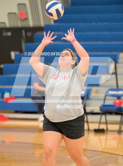 Thumbnail 1 in Katy Taylor vs Bellville (KISD/CFISD Tournament) photogallery.