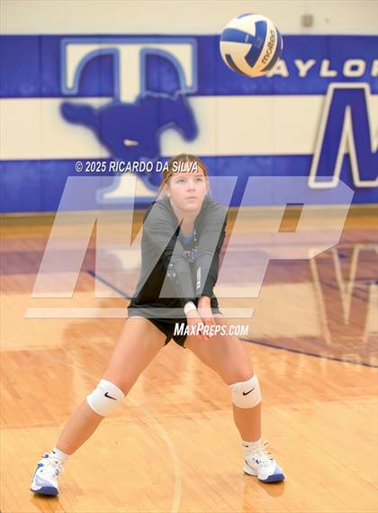 Thumbnail 2 in Katy Taylor vs Bellville (KISD/CFISD Tournament) photogallery.