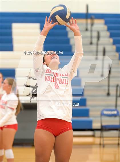 Thumbnail 3 in Katy Taylor vs Bellville (KISD/CFISD Tournament) photogallery.