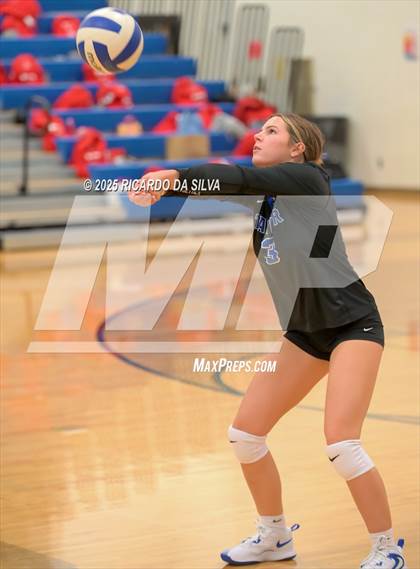 Thumbnail 2 in Katy Taylor vs Bellville (KISD/CFISD Tournament) photogallery.