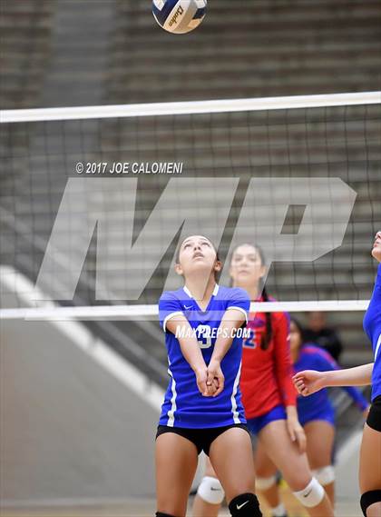 Thumbnail 3 in Jefferson vs Lanier [Sidney] photogallery.