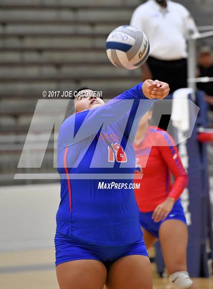 Thumbnail 3 in Jefferson vs Lanier [Sidney] photogallery.
