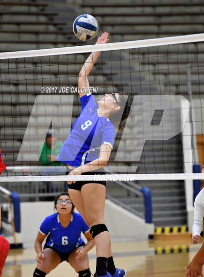 Thumbnail 1 in Jefferson vs Lanier [Sidney] photogallery.