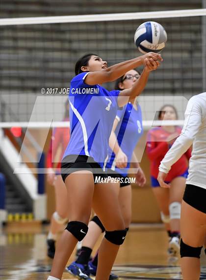 Thumbnail 2 in Jefferson vs Lanier [Sidney] photogallery.
