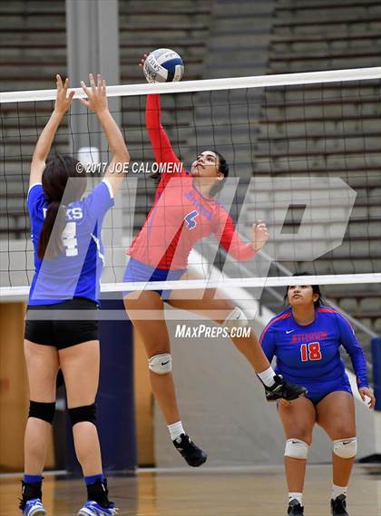 Thumbnail 1 in Jefferson vs Lanier [Sidney] photogallery.