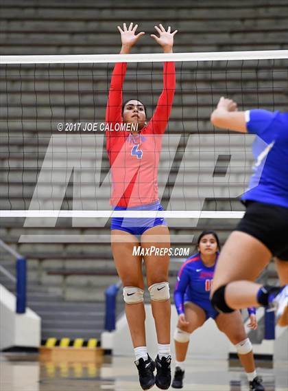 Thumbnail 2 in Jefferson vs Lanier [Sidney] photogallery.