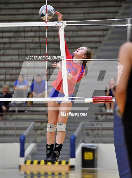 Thumbnail 3 in Jefferson vs Lanier [Sidney] photogallery.