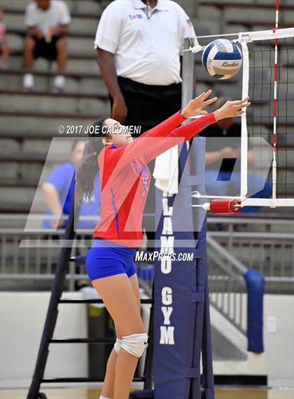 Thumbnail 3 in Jefferson vs Lanier [Sidney] photogallery.