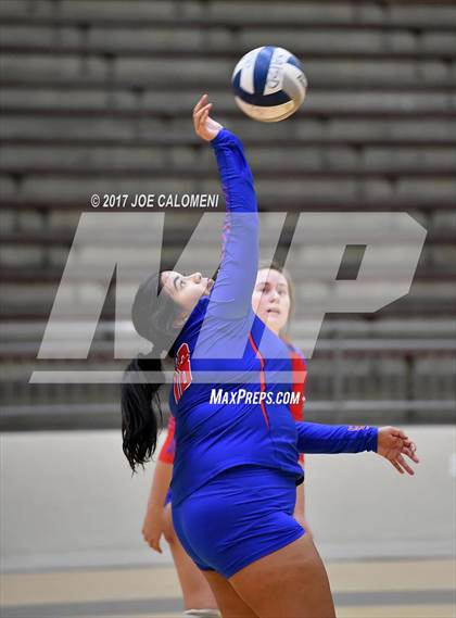 Thumbnail 3 in Jefferson vs Lanier [Sidney] photogallery.
