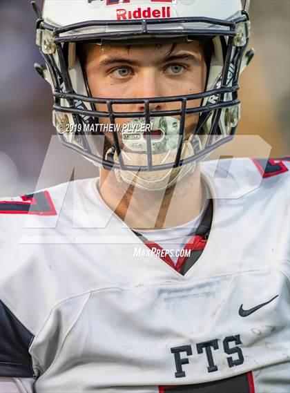 Thumbnail 1 in Terry Sanford @ Lumberton photogallery.