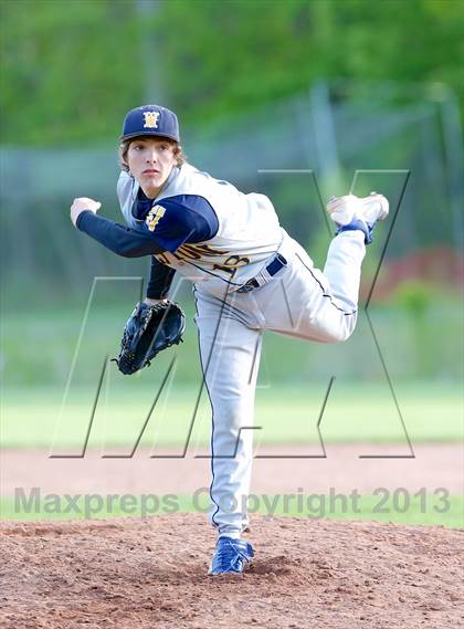 Thumbnail 2 in Weston @ Joel Barlow photogallery.