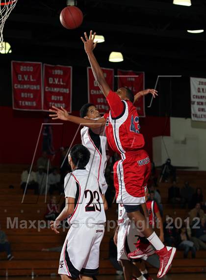 Thumbnail 2 in King [Dr. Martin Luther] vs Palm Springs (MaxPreps Holiday Classic) photogallery.