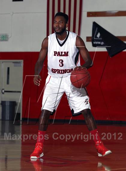 Thumbnail 1 in King [Dr. Martin Luther] vs Palm Springs (MaxPreps Holiday Classic) photogallery.