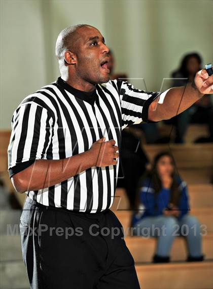 Thumbnail 1 in American Fork vs. Tampa Catholic (MaxPreps Holiday Classic) photogallery.