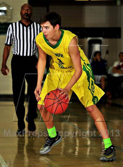 Thumbnail 2 in American Fork vs. Tampa Catholic (MaxPreps Holiday Classic) photogallery.