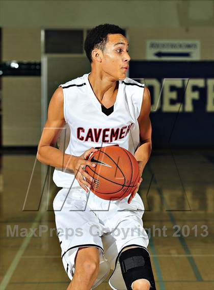 Thumbnail 1 in American Fork vs. Tampa Catholic (MaxPreps Holiday Classic) photogallery.