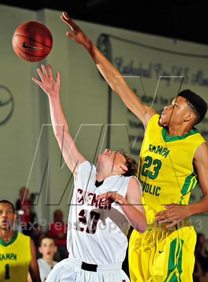 Thumbnail 2 in American Fork vs. Tampa Catholic (MaxPreps Holiday Classic) photogallery.