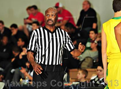 Thumbnail 3 in American Fork vs. Tampa Catholic (MaxPreps Holiday Classic) photogallery.
