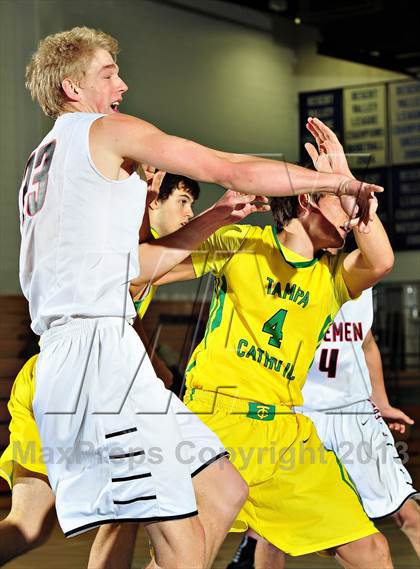 Thumbnail 1 in American Fork vs. Tampa Catholic (MaxPreps Holiday Classic) photogallery.