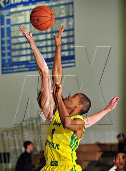 Thumbnail 2 in American Fork vs. Tampa Catholic (MaxPreps Holiday Classic) photogallery.
