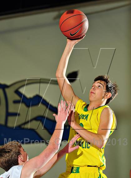Thumbnail 3 in American Fork vs. Tampa Catholic (MaxPreps Holiday Classic) photogallery.