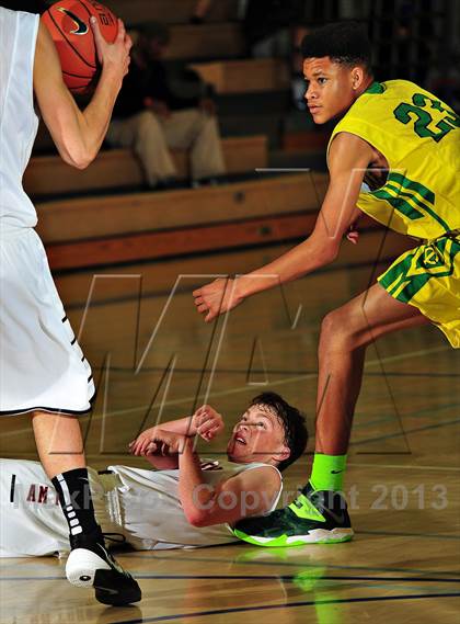 Thumbnail 3 in American Fork vs. Tampa Catholic (MaxPreps Holiday Classic) photogallery.