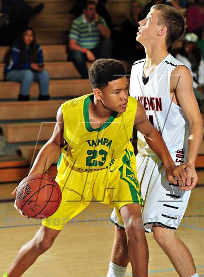 Thumbnail 2 in American Fork vs. Tampa Catholic (MaxPreps Holiday Classic) photogallery.