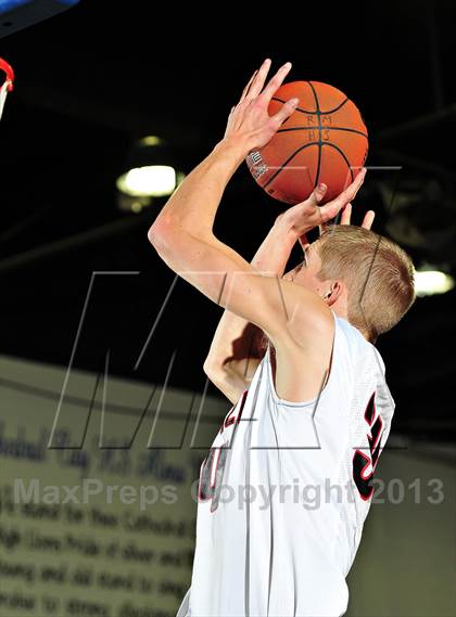 Thumbnail 3 in American Fork vs. Tampa Catholic (MaxPreps Holiday Classic) photogallery.