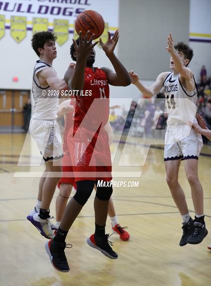 Thumbnail 3 in London vs Bloom Carroll (OHSAA D2 Sectional Final) photogallery.