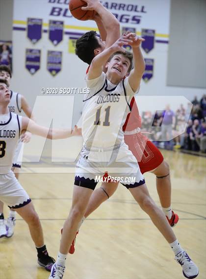 Thumbnail 3 in London vs Bloom Carroll (OHSAA D2 Sectional Final) photogallery.