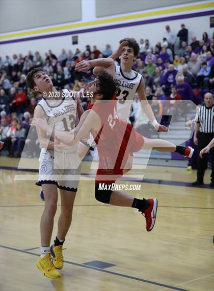 Thumbnail 1 in London vs Bloom Carroll (OHSAA D2 Sectional Final) photogallery.