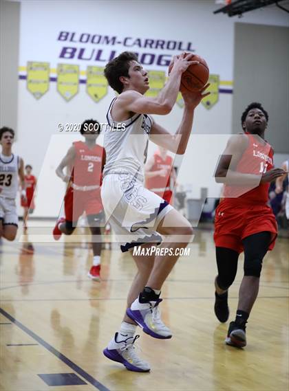 Thumbnail 3 in London vs Bloom Carroll (OHSAA D2 Sectional Final) photogallery.