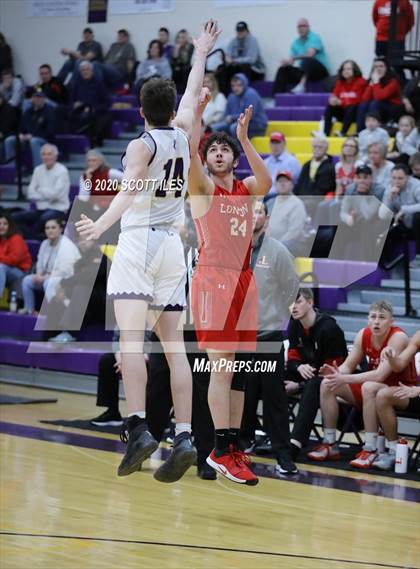 Thumbnail 2 in London vs Bloom Carroll (OHSAA D2 Sectional Final) photogallery.