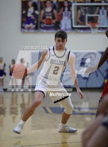 Thumbnail 1 in London vs Bloom Carroll (OHSAA D2 Sectional Final) photogallery.