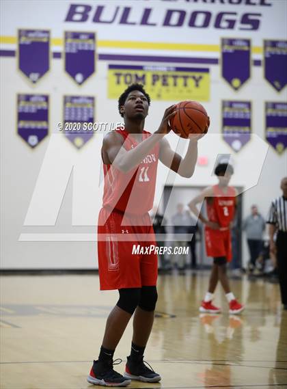 Thumbnail 2 in London vs Bloom Carroll (OHSAA D2 Sectional Final) photogallery.