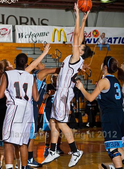 Thumbnail 3 in Sam Rayburn @ Dobie (McDonald's Texas Invitational) photogallery.