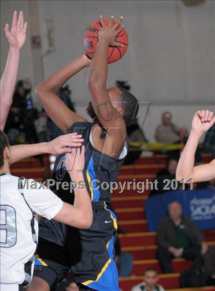 Thumbnail 2 in Granite Bay vs. Newark Memorial (Father Kelly Tribute) photogallery.