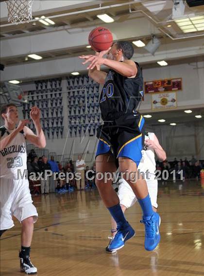 Thumbnail 3 in Granite Bay vs. Newark Memorial (Father Kelly Tribute) photogallery.