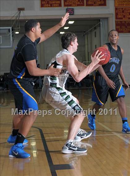 Thumbnail 2 in Granite Bay vs. Newark Memorial (Father Kelly Tribute) photogallery.