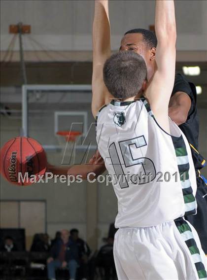 Thumbnail 2 in Granite Bay vs. Newark Memorial (Father Kelly Tribute) photogallery.