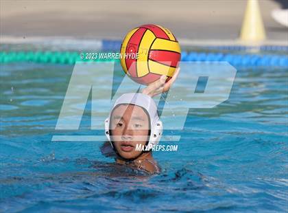 Thumbnail 3 in Monterey Trail @ Laguna Creek photogallery.