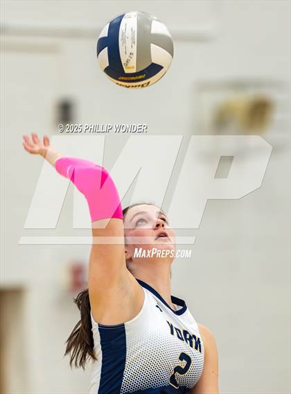 Thumbnail 2 in York @ Gretna (NSAA District B-4 Final) photogallery.