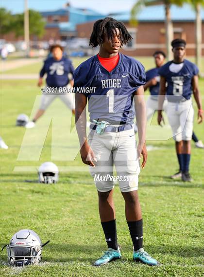 Thumbnail 3 in Bartow @ Ridge Community photogallery.