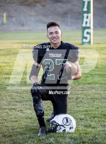 Thumbnail 3 in Tehachapi (Varsity Team & Indvidual) photogallery.