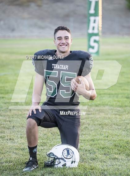 Thumbnail 1 in Tehachapi (Varsity Team & Indvidual) photogallery.