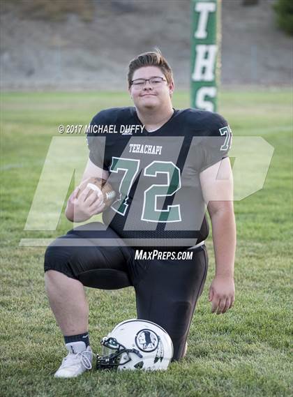 Thumbnail 1 in Tehachapi (Varsity Team & Indvidual) photogallery.