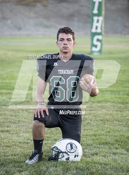 Thumbnail 3 in Tehachapi (Varsity Team & Indvidual) photogallery.