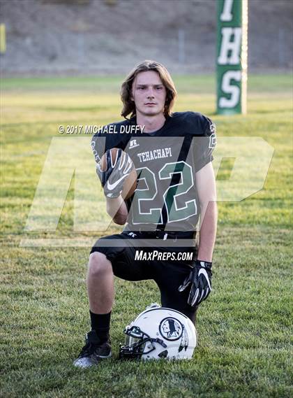 Thumbnail 2 in Tehachapi (Varsity Team & Indvidual) photogallery.