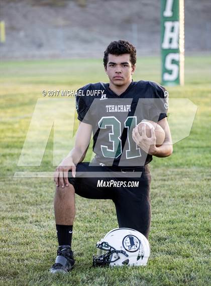 Thumbnail 1 in Tehachapi (Varsity Team & Indvidual) photogallery.